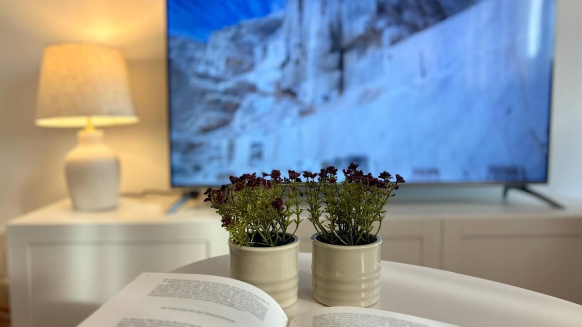 Carrara Apartment | Apartment in the heart of Carrara with 2 balconies and views of the city.