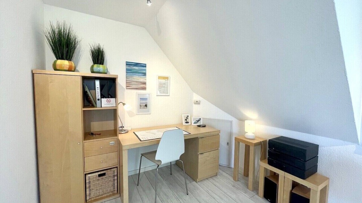 Nenndorf Apartment | Apartment in the rose garden