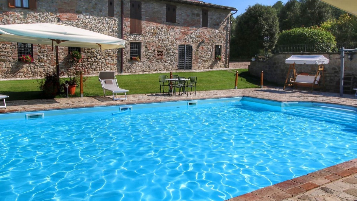 Todi Apartment | Apartment in Todi with Pool & History