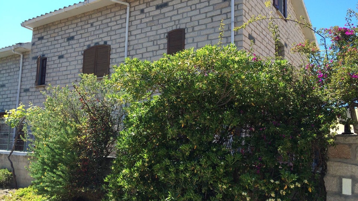 Lu Bagnu Apartment | APARTMENT IN VILLA IN LU BAGNU 5 MIN FROM THE BEACH CASTELSARDO