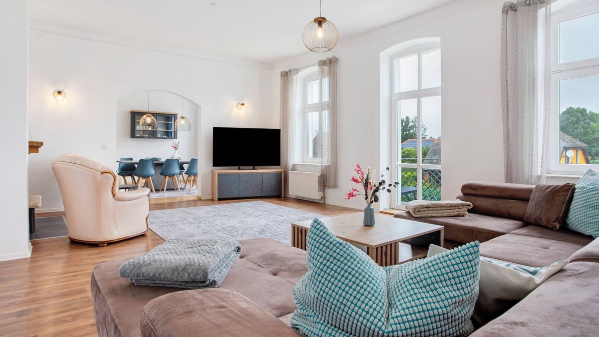 Altefaehr Apartment | Apartment 'Inselglück' with Lake View, Shared Garden and Wi-Fi