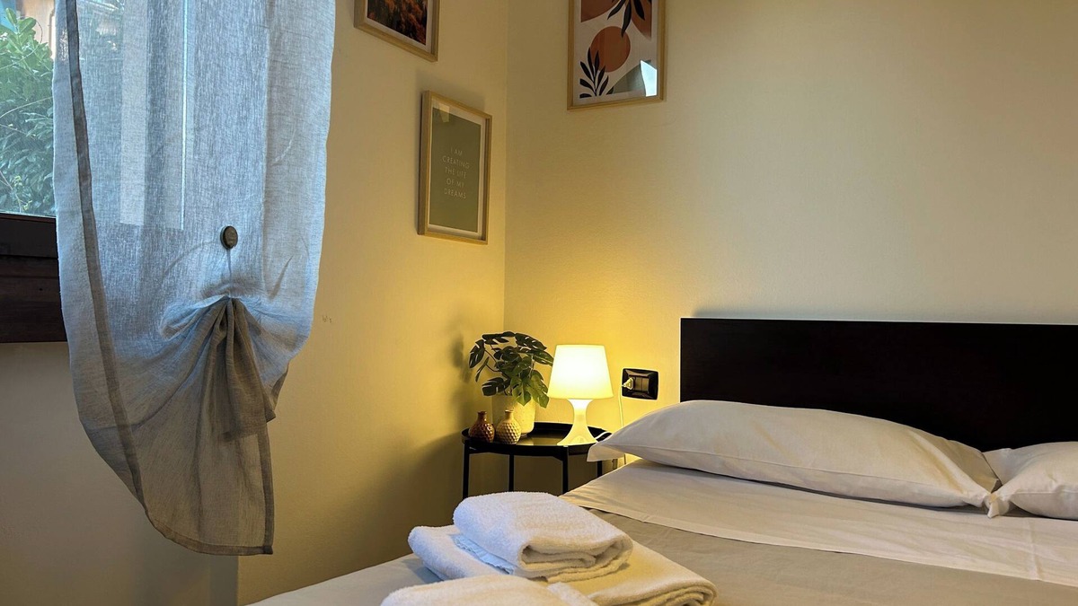 Lallio Apartment | Apartment Iris - Via San Carlo 11A (Lallio)