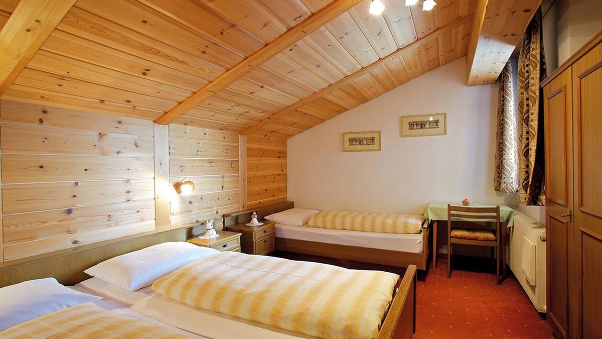 Carezza Apartment | Apartment "Angerle Alm Apt Zwergenvolk" with Private Balcony, Shared Garden & Wi-Fi