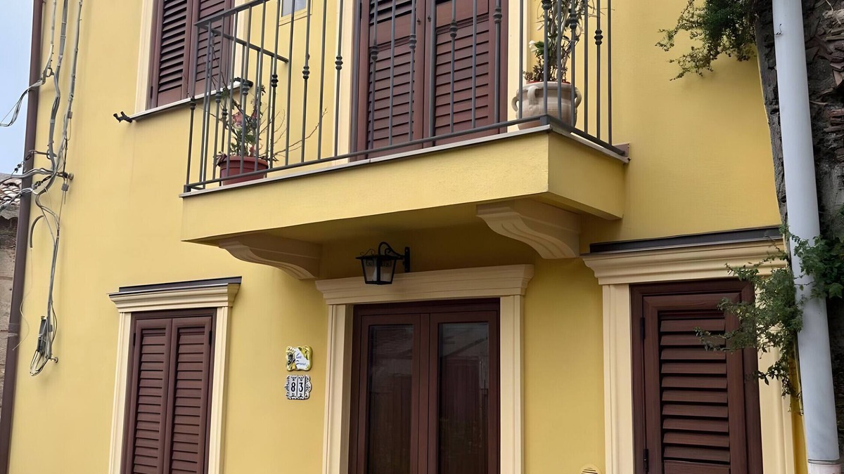 Province of Messina Apartment | Apartment 'Domenico' with Balcony, Wi-Fi and Air Conditioning