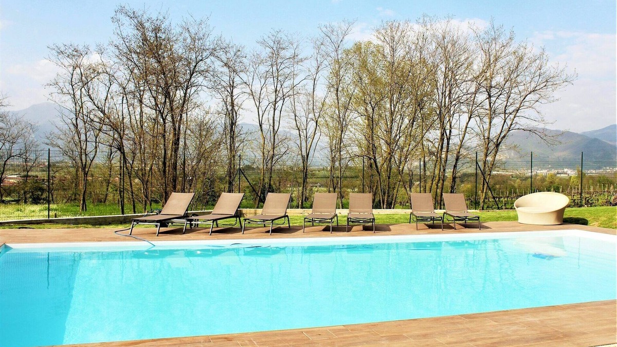 Torbiato di Adro Apartment | Apartment in Iseo near Seabeach