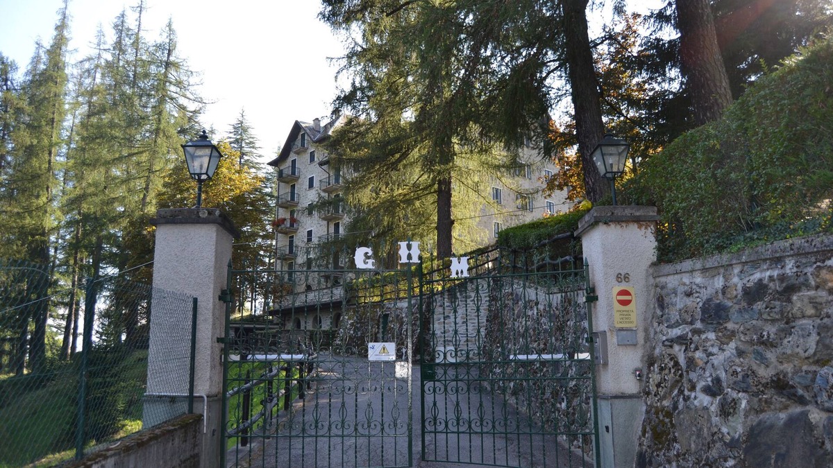 Chiesa in Valmalenco House | Apartment surrounded by greenery next to the pine forest - relaxation and comfort