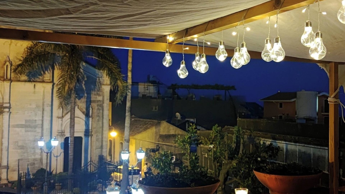 Scillichenti Apartment | Apartment 'Jana Holidays' with Mountain View, Wi-Fi and Air Conditioning
