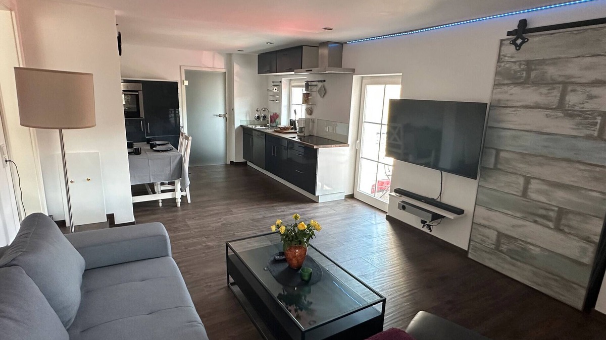 Lindlar Apartment | Apartment 'Josef' with Mountain View, Private Terrace and Wi-Fi