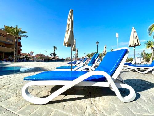 San Miguel de Abona Apartment | Apartment Junior Suite with Pool or Sea view, Wifi and heated pool