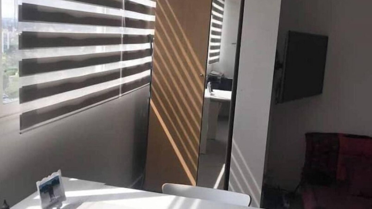 Mont-Mesly Apartment | Apartment just outside Paris