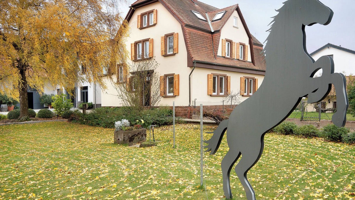 Sausenheim Apartment | Apartment "Klostergarten" Living in the winery