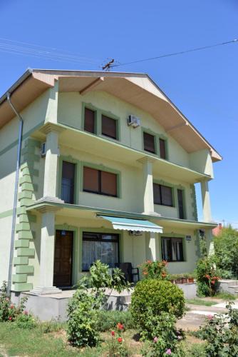 Slavonski Brod Apartment | Apartment Kolonija