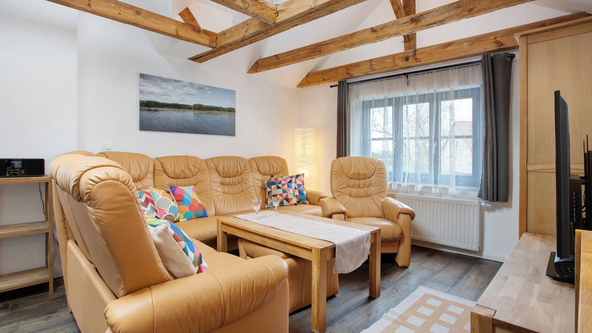 Gneventhin Apartment | Apartment 'Kornkammer' with Lake View, Private Garden and Wi-Fi