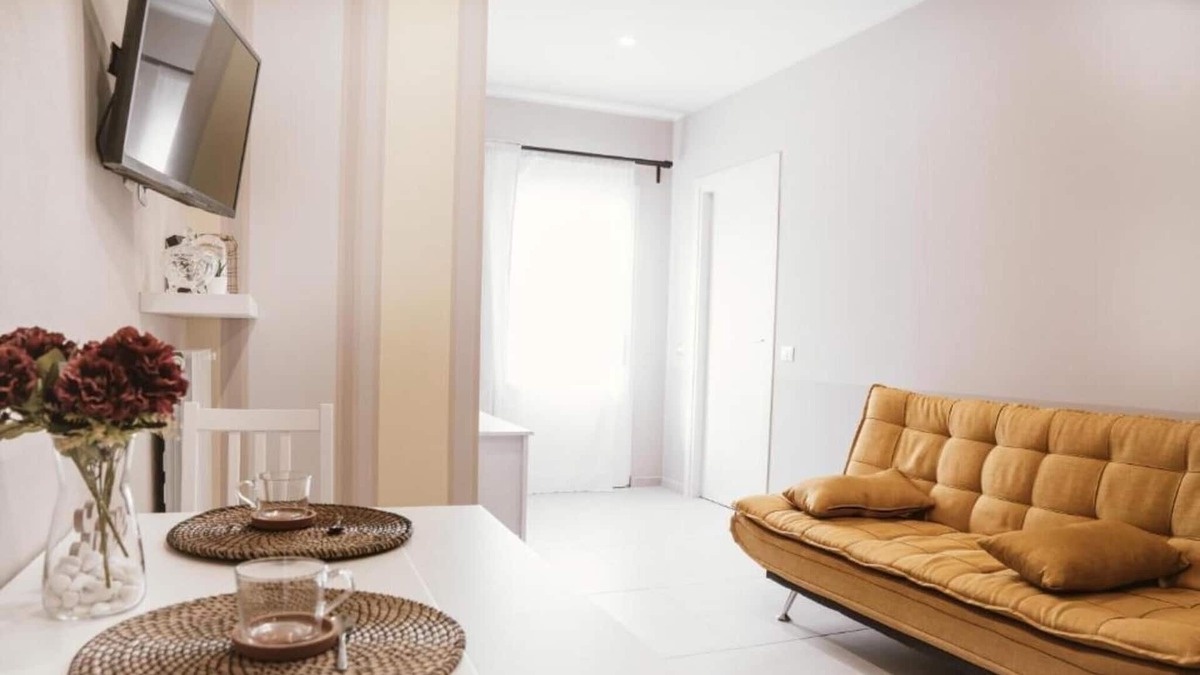 Sesto Calende Apartment | Apartment 'La Corta di Silvia 4' with outdoor area and Wi-Fi