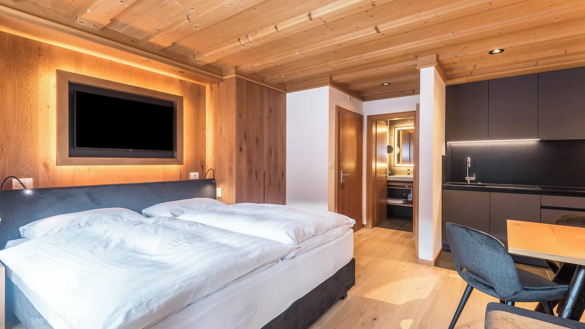 Santa Cristina Val Gardena Apartment | Apartment "La Grambla Saslonch" with Mountain View, Balcony & Wi-Fi