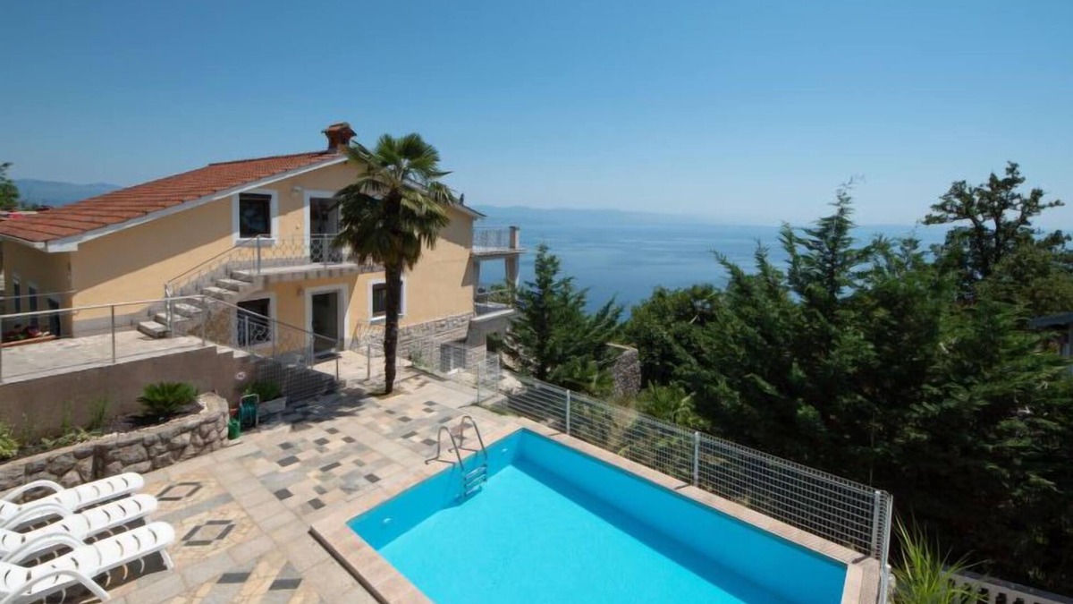 Tulisevica Apartment | Apartment La Mer by Interhome