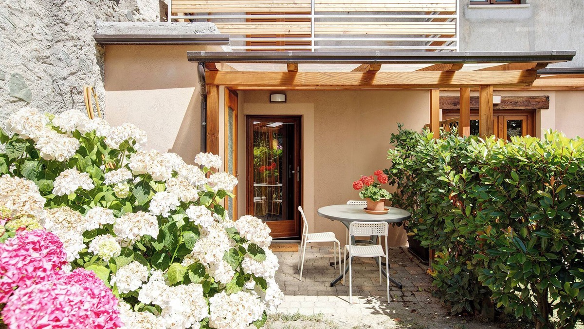 Cors Apartment | Apartment 'La Maison De Amelie - Josephine 1' with Mountain View, Private Garden and Wi-Fi