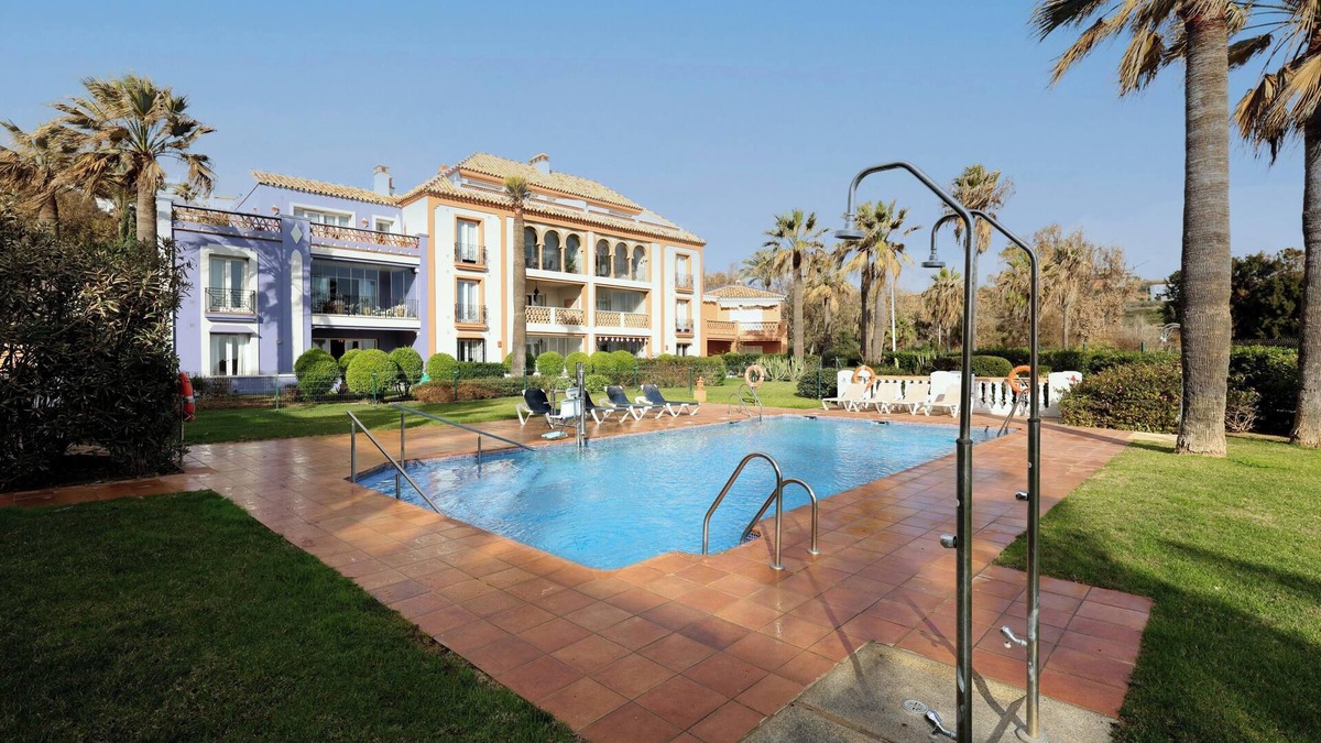 Bahia de Casares Apartment | Apartment La Perla de Marrakech 12 with Sea View and Wi-Fi