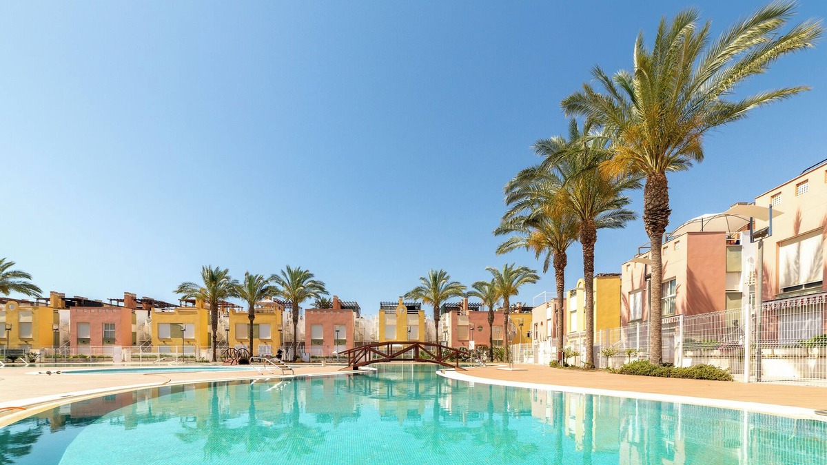 Puerto Rey Apartment | Apartment 'Laguna Beach Vera' with Shared Pool and Private Hot Tub