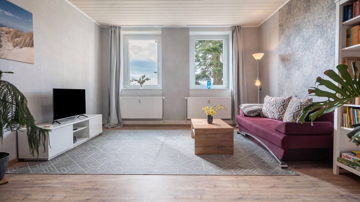 Hohenmocker Apartment | Apartment 'Landglück' with Private Terrace, Shared Garden and Wi-Fi