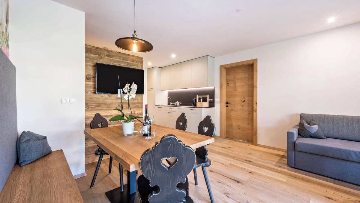Chifa Apartment | Apartment "Leierhof Olivia" with Mountain View, Wi-Fi, Balcony & Garden