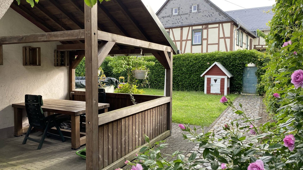 Reidenhausen Apartment | Apartment Lena, 60m², 2ZKB, patio, near Moselle, rope bridge