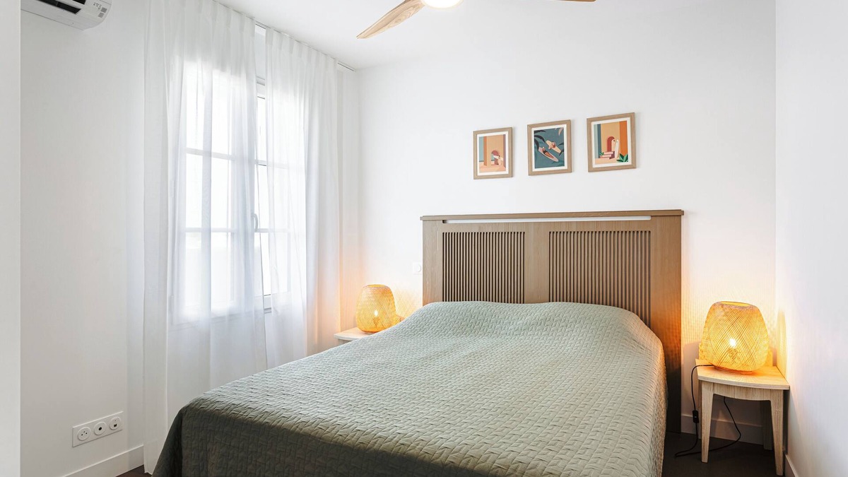 Rivedoux-Plage Apartment | Apartment 'Les Iles, T2 Vue Mer' with Sea View, Private Terrace and Wi-Fi