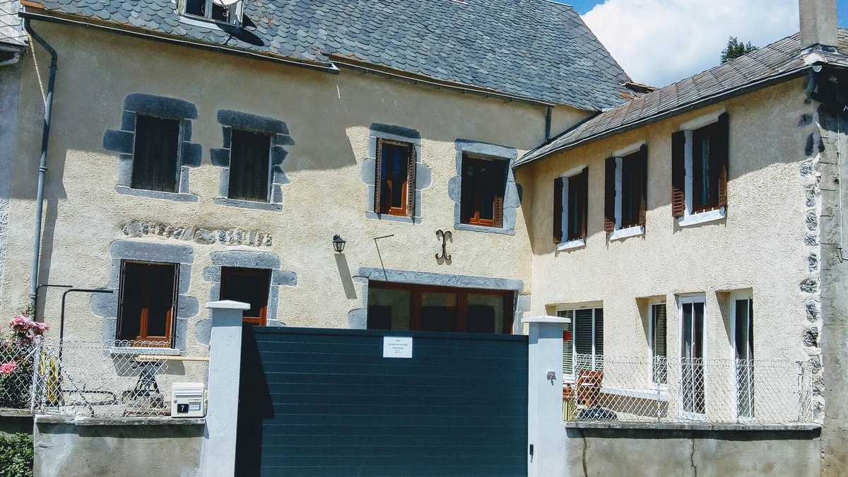 Aydat Apartment | Apartment Les Randonneurs Aydat Volcans