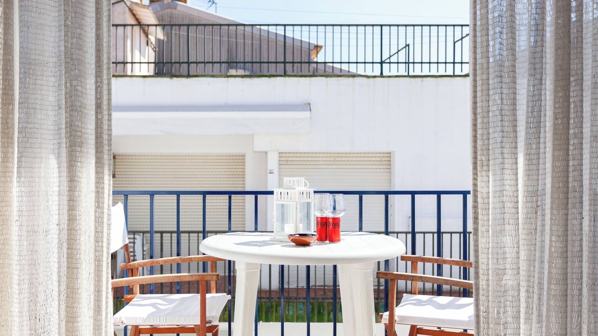 Llafranc Apartment | Apartment 'Llafranc 100 - Calle Coral' Close to the Beach with Wi-Fi, Garden & Balcony
