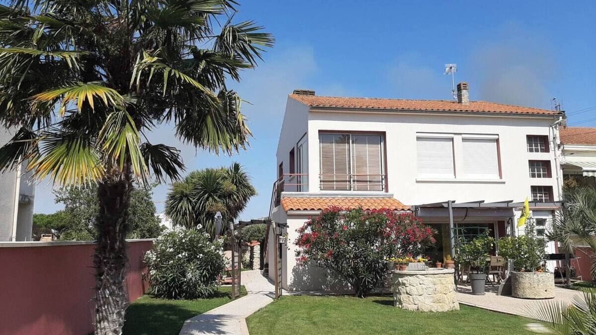 Aytre Apartment | Apartment located in Aytré 2 steps from La Rochelle & minutes from the beaches