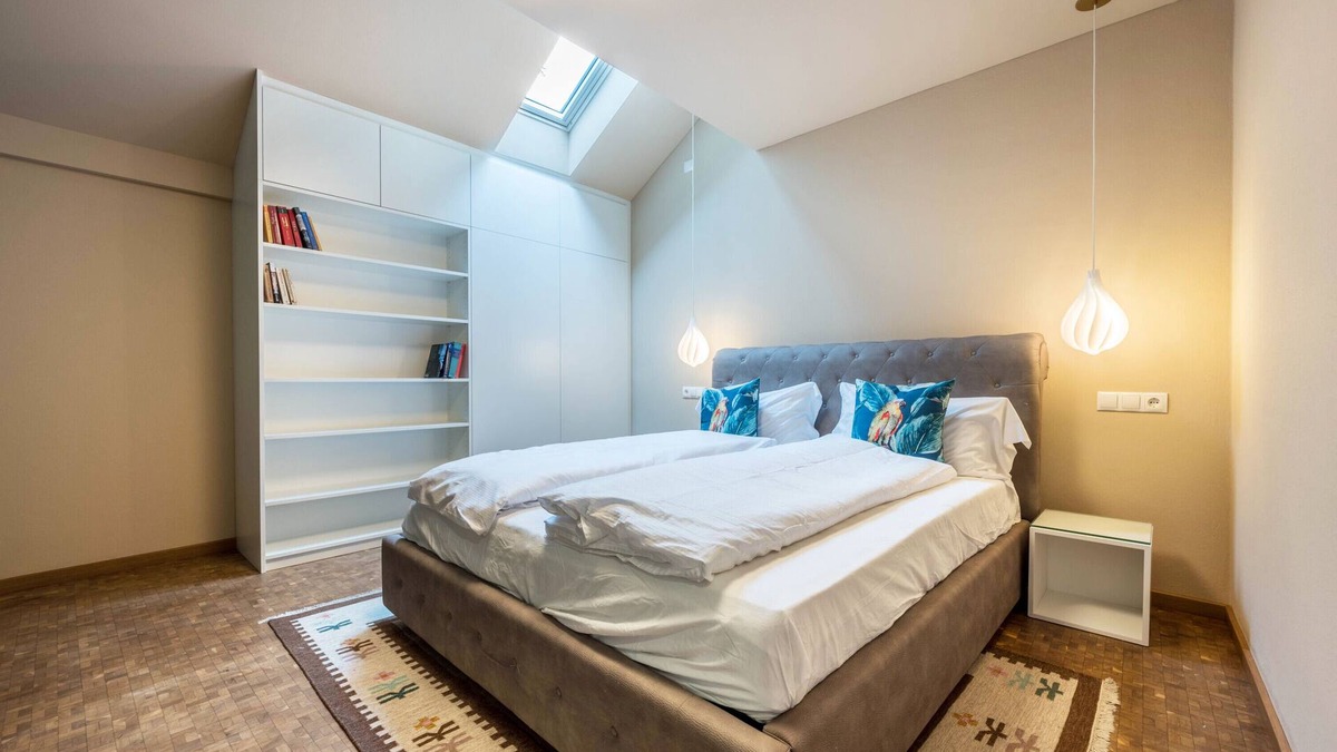 Bressanone Apartment | Apartment 'Loft Lauben' with BrixenCard included, WLAN, mountain view