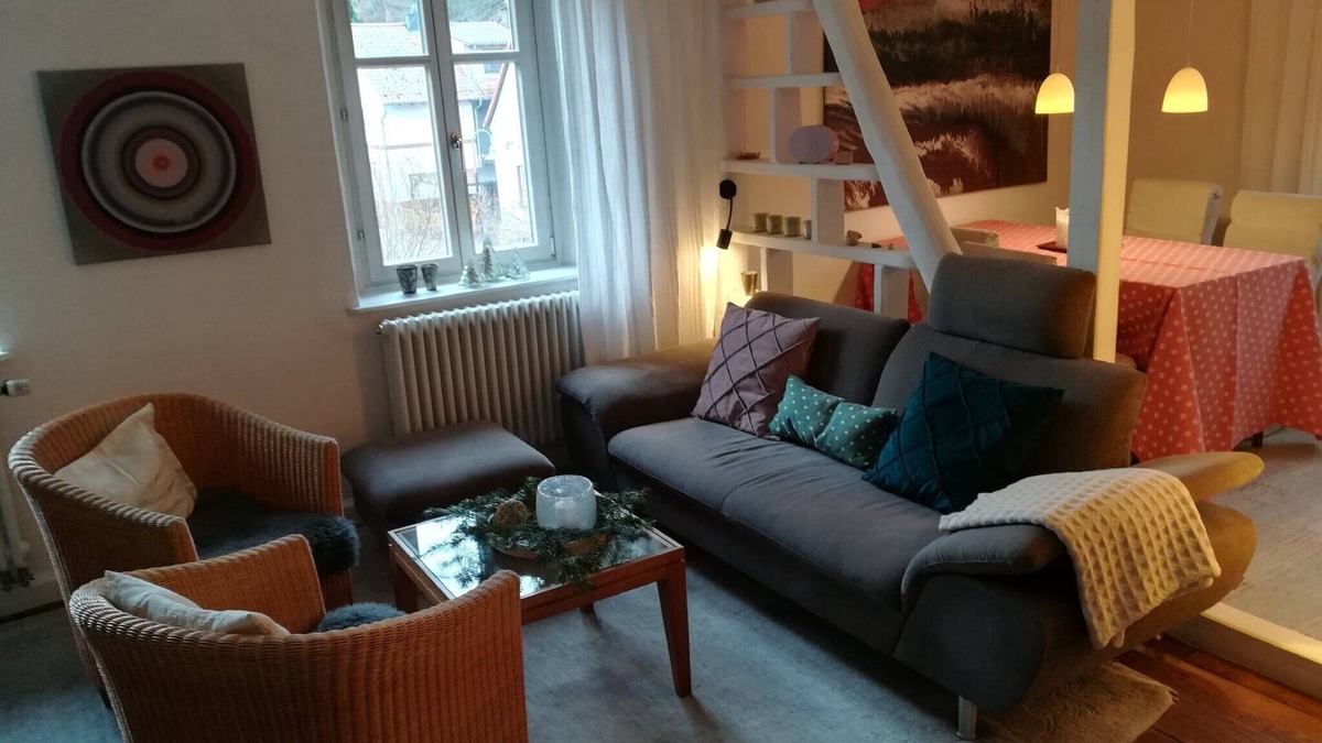 Lemberg Apartment | Apartment 'Ludwig Im Künstlerhaus' with Private Garden and Wi-Fi