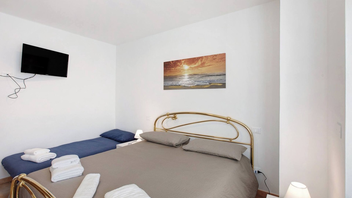 Aosta Apartment | Apartment "Maison Étoile - Sole" with Mountain View, Balcony & Wi-Fi