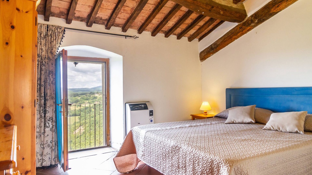 Roccatederighi Apartment | Apartment 'Mansarda Roccatederighi'