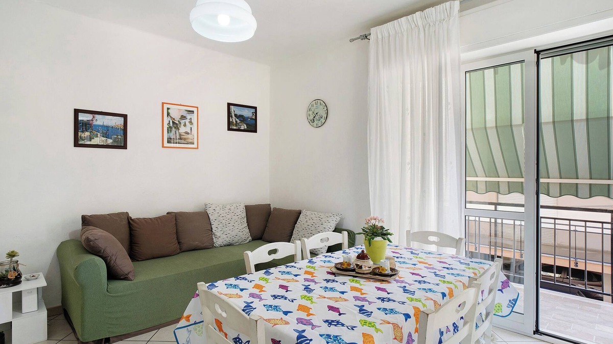 San Bartolomeo al Mare Apartment | Apartment 'Mari Fior' with Sea View, Balcony and Wi-Fi