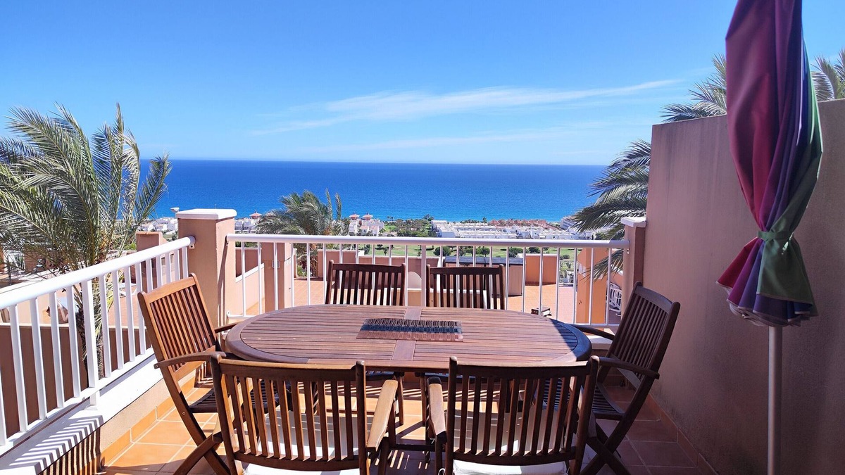 Mojacar Apartment | Apartment 'Marina Golf' with Sea View, Wi-Fi and Air Conditioning