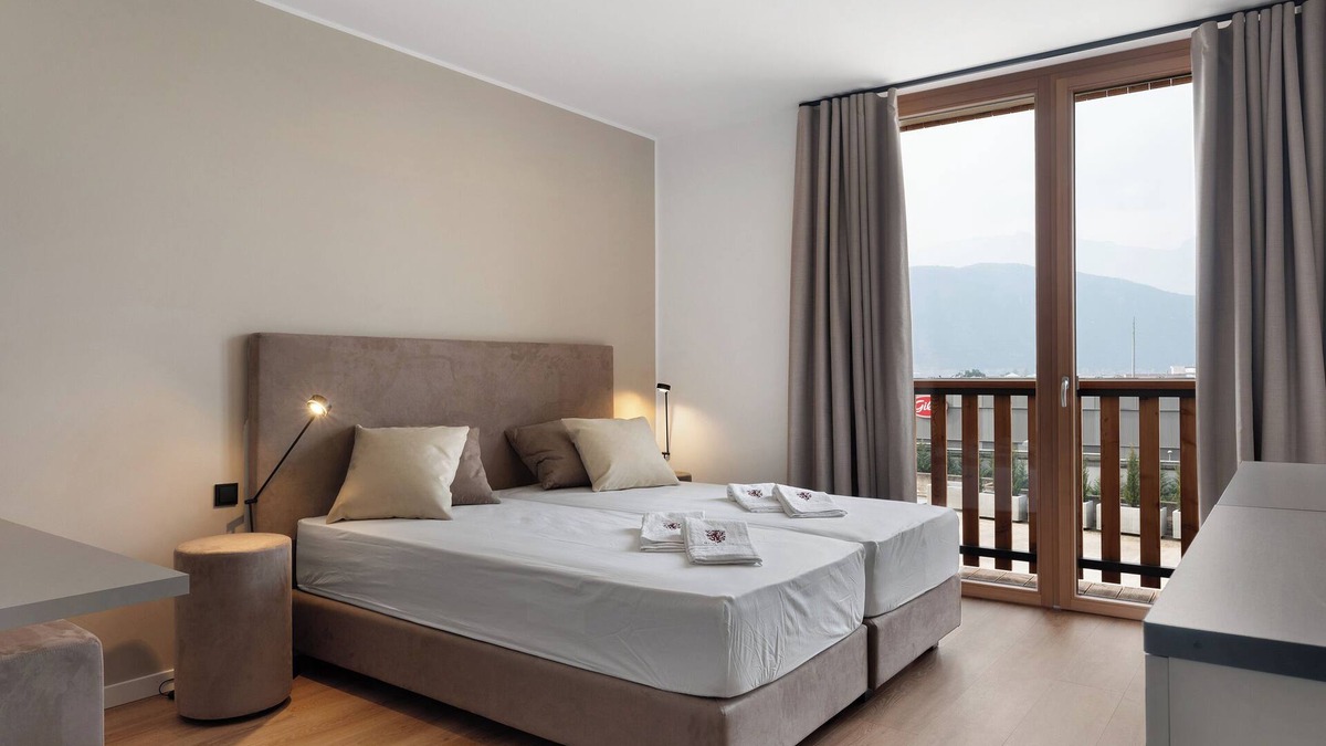 Laives Apartment | Apartment 'Maso Renner 4' with Mountain View, Wi-Fi and Air Conditioning