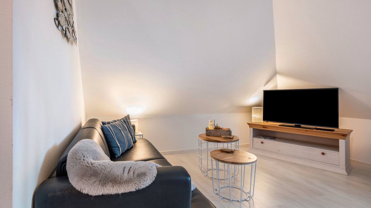 Westerhever Apartment | Apartment 'Meereslust' with Shared Terrace and Shared Garden