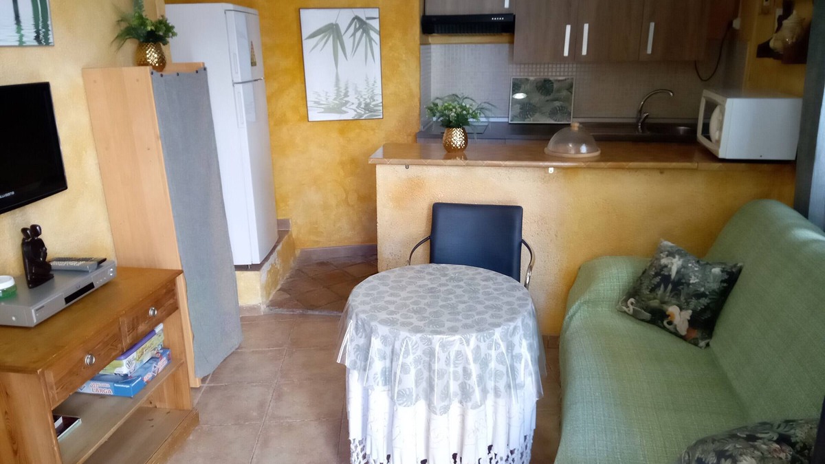 Tijola Apartment | Apartment 'Miguel Y Rosa' with Wi-Fi and Air Conditioning