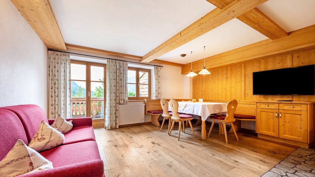 Anterselva Apartment | Apartment 'Mitterbruggehof Enzian' with Mountain View, Shared Garden and Wi-Fi