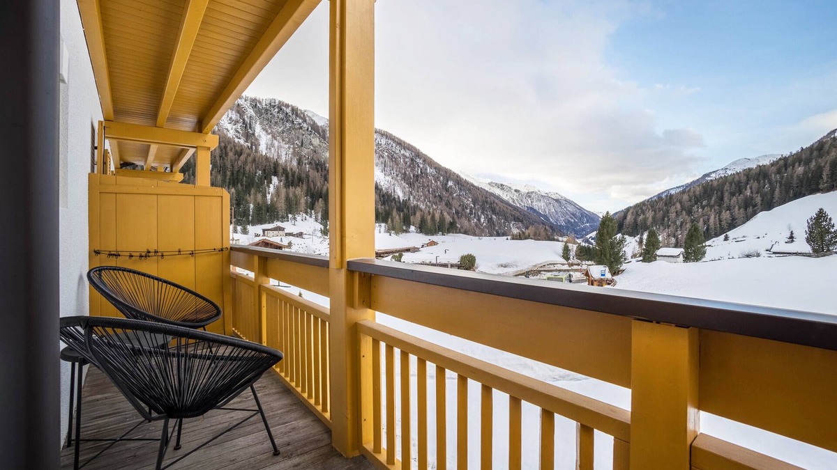 Casere Apartment | Apartment "Mountain Residence Kasern Nr 2" with Mountain View, Garden & Balcony