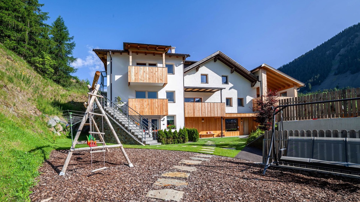 Resia Apartment | Apartment 'Mühlanderhof Apt Klopairspitze' with Shared Terrace and Wi-Fi