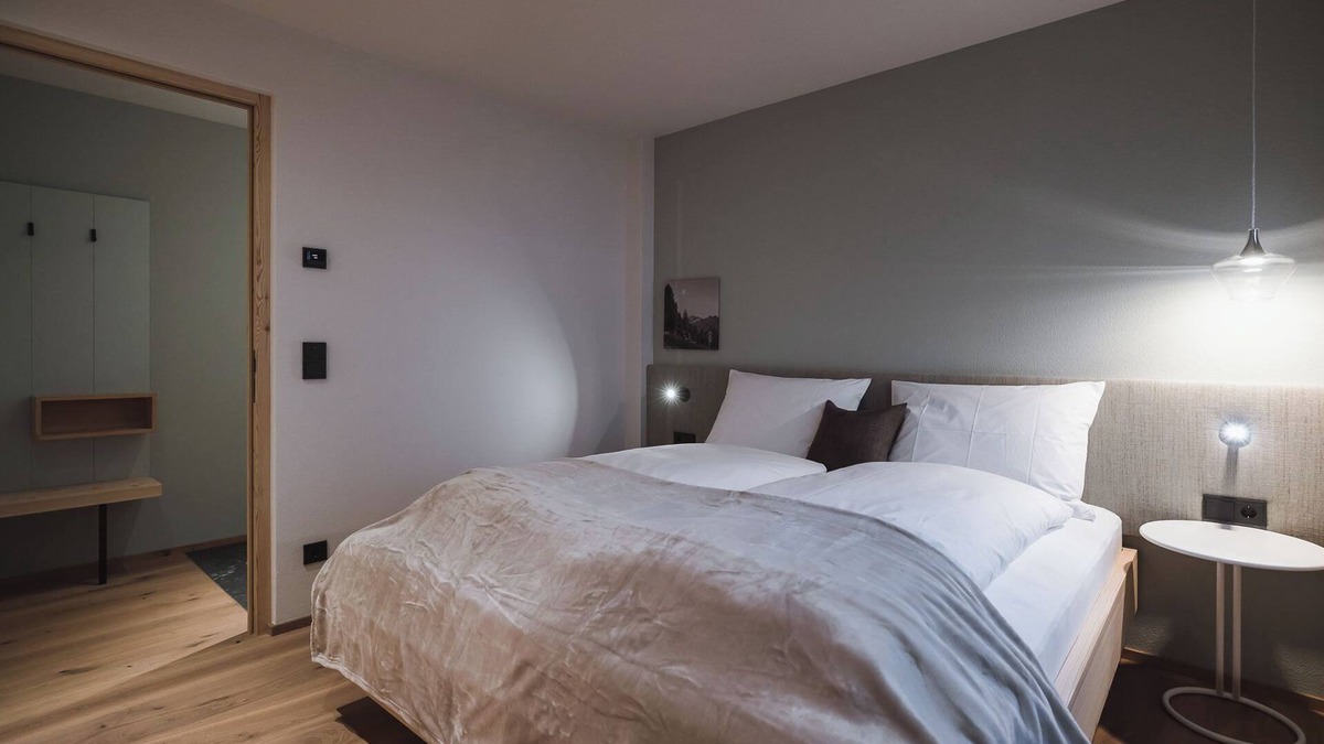 Lutago Apartment | Apartment 'Nature Baum' with Mountain View, Terrace & Wi-Fi