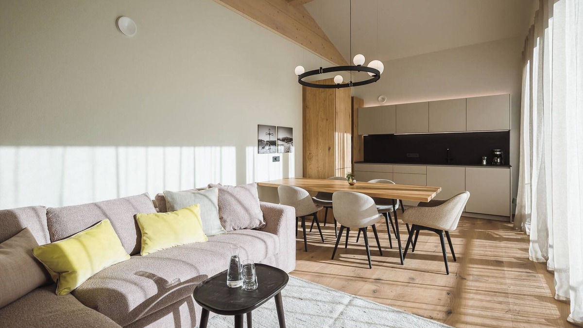 Lutago Apartment | Apartment 'Nature Sonne' with Mountain View, Terraces & Wi-Fi