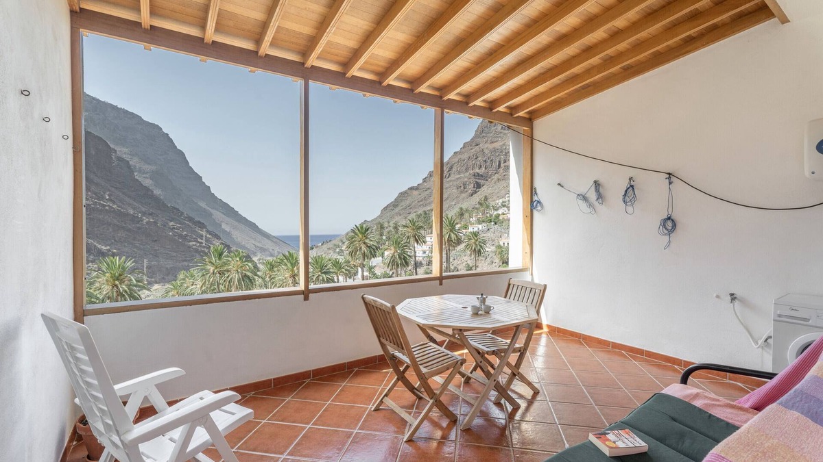Valle Gran Rey Apartment | Apartment 'Nayara A' with Sea View, Balcony and Wi-Fi