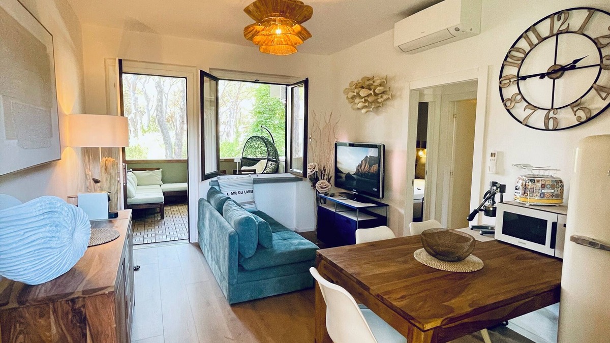 Principina a Mare Apartment | Apartment Nestled in pine forest, Beach within walking or biking distance