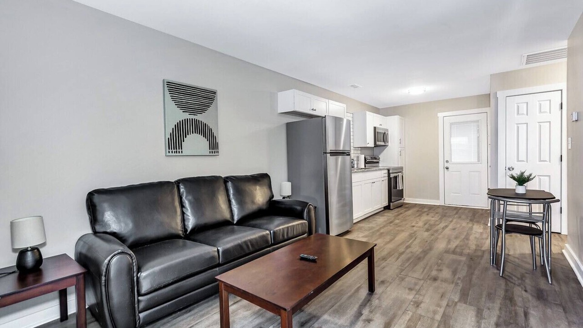 Huntsville Apartment | Apartment Near Redstone Gate 8