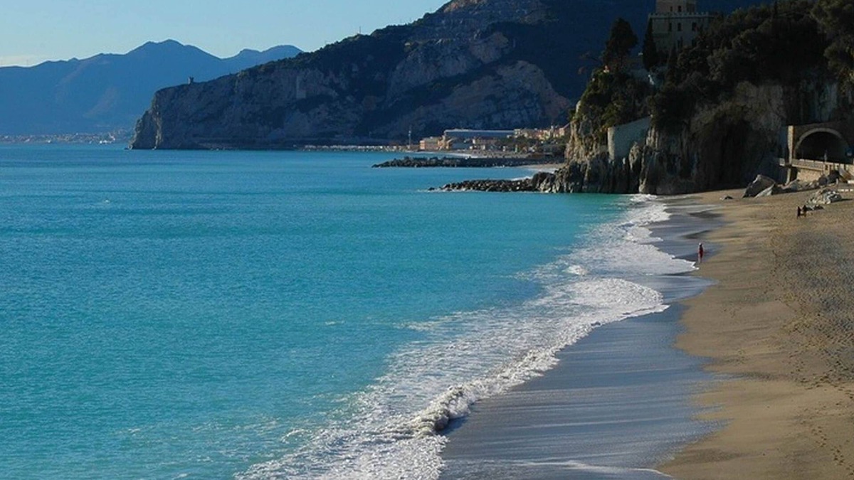 Finale Pia Apartment | Apartment near Sea