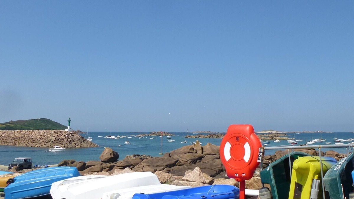 Becleguer Apartment | Apartment near the beach in Ploulec'h