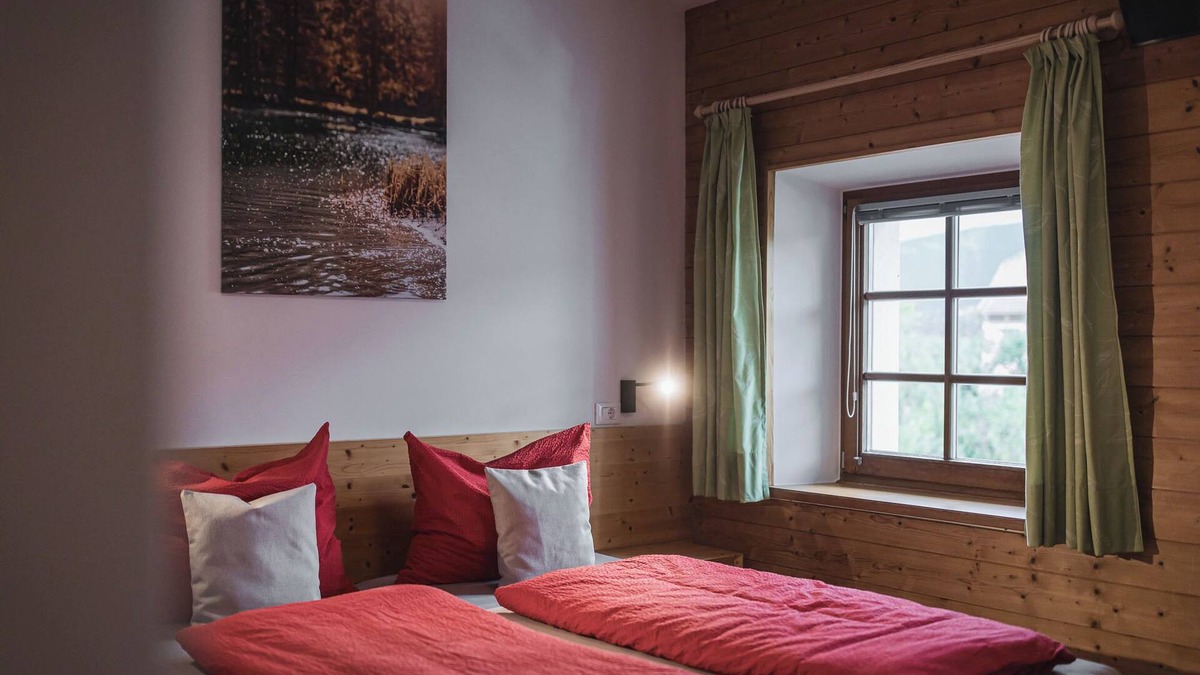 Valdaora di Sotto Apartment | Apartment 'Obermairhof 135' with Shared Garden, Balcony and Wi-Fi